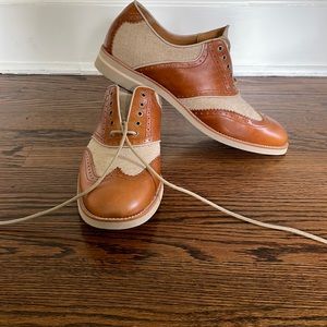 Johnston & Murphy Ellington Sheepskin Wingtips Flex System Men's Size 10.5 M